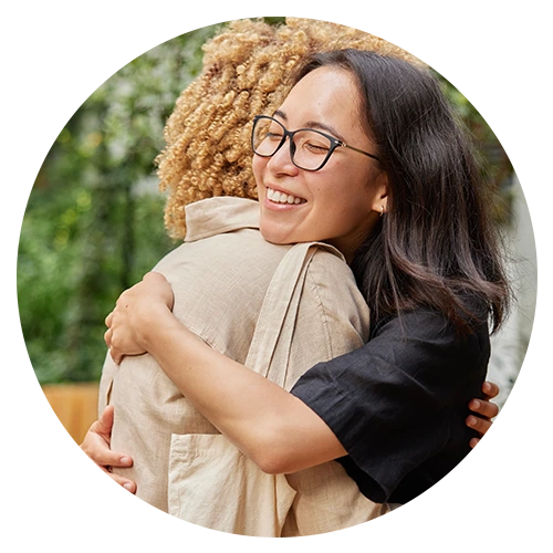 Trauma-Support--two-women-hugging